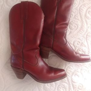 frye boots, 8.5, in great condition, cognac brown